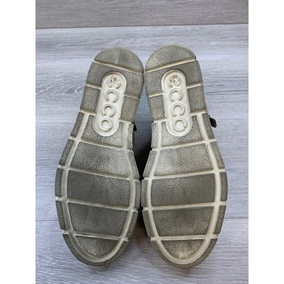 ECCO Soft 7 Tred Women's Sneakers Taupe Nubuck Leather 8 Zip Ankle Boots - Picture 6 of 10